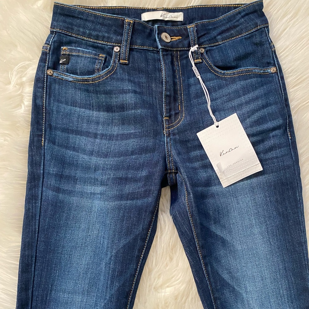 NWT KanCan Ashlyn Mid Rise Super Skinny Jeans W 3/25